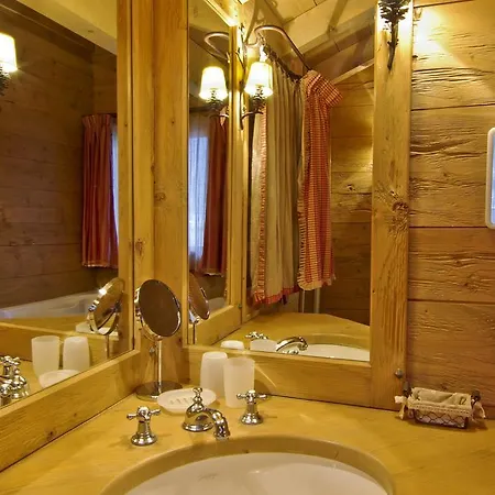 シャレー Chalet Serac